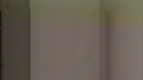 Snapshot of thomaspol chatting on October 11, 2025, 11:25 pm Tom online show from October 11, 2025, 11:25 pm