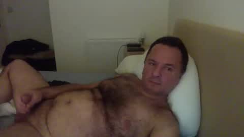 Snapshot of thomaspol chatting on October 29, 2025, 11:50 pm Tom online show from October 29, 2025, 11:50 pm