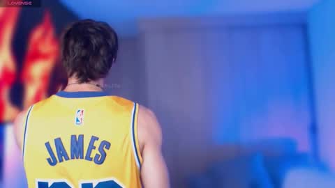 Thom Klein online show from October 9, 2025, 7:12 pm