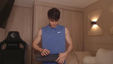 Thom Klein online show from April 20, 2026, 7:37 pm