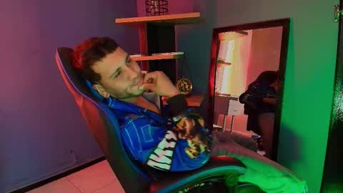 Snapshot of thonixxx_mr chatting on February 24, 2026, 10:30 pm Thonixxx mr online show from February 24, 2026, 10:30 pm