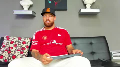 Snapshot of thor_evans chatting on October 11, 2025, 7:45 pm thor_evans online show from October 11, 2025, 7:45 pm