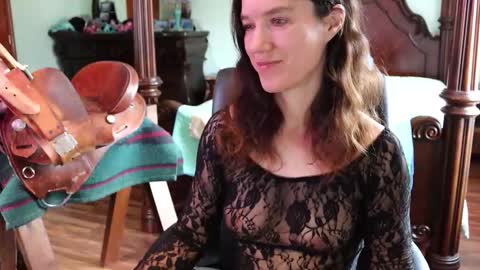 ThornburyRose online show from March 13, 2026, 6:03 pm