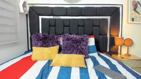 thriana online show from April 18, 2026, 2:37 am