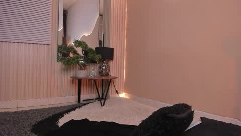 Thristan online show from February 1, 2026, 4:55 am