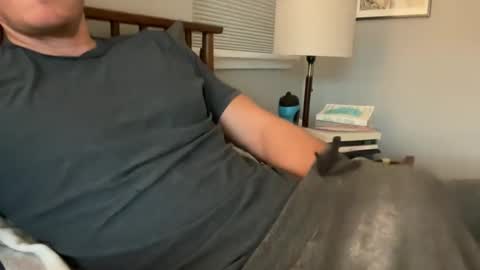 Snapshot of throbbinhood480 chatting on October 28, 2025, 2:20 pm Throbbinhood online show from October 28, 2025, 2:20 pm