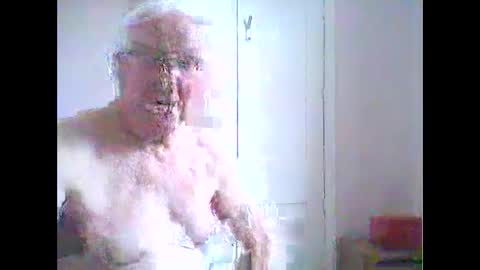 Snapshot of thruster99 chatting on September 16, 2025, 10:16 am thruster99 online show from September 16, 2025, 10:16 am