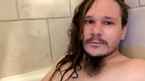 thunder8u42 online show from September 18, 2025, 7:10 am