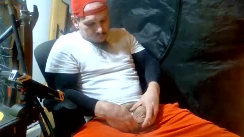 thunder8u42 online show from October 19, 2025, 8:26 am