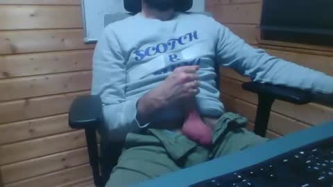 Snapshot of thx_4some_sharing chatting on November 19, 2025, 2:55 am toobigcockforonegirl online show from November 19, 2025, 2:55 am