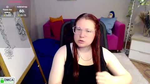 Snapshot of ti_ji chatting on June 12, 2026, 9:52 am Helen online show from June 12, 2026, 9:52 am