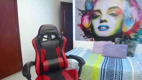 Snapshot of tiana_breeze chatting on October 2, 2025, 3:02 am tiana_breeze online show from October 2, 2025, 3:02 am