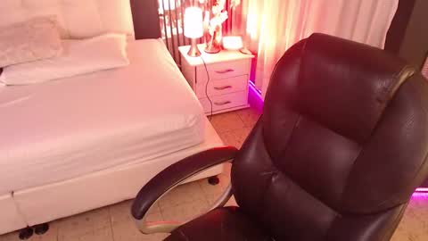 LIA online show from March 18, 2026, 1:47 pm