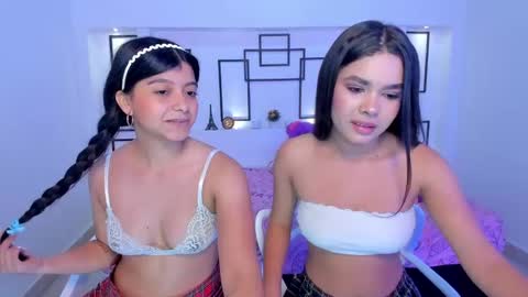 Snapshot of tianaglow4 chatting on February 22, 2025, 3:14 pm tianaglow4 online show from February 22, 2025, 3:14 pm