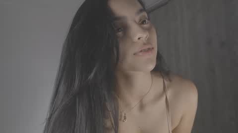 Snapshot of tiaraaa_02 chatting on March 10, 2025, 3:12 am Tiaraaa 02 online show from March 10, 2025, 3:12 am