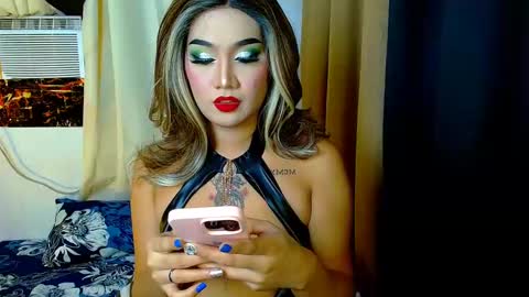 Snapshot of tiarrafoxs chatting on January 5, 2025, 7:39 pm tiarrafoxs online show from January 5, 2025, 7:39 pm