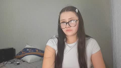 Snapshot of tiastinner chatting on June 10, 2026, 7:29 am Margo online show from June 10, 2026, 7:29 am