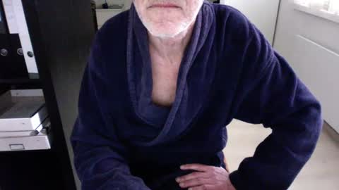 Snapshot of tiburzio chatting on January 24, 2025, 8:13 am tiburzio online show from January 24, 2025, 8:13 am