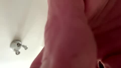 Snapshot of tiburzio chatting on February 14, 2025, 12:03 pm tiburzio online show from February 14, 2025, 12:03 pm