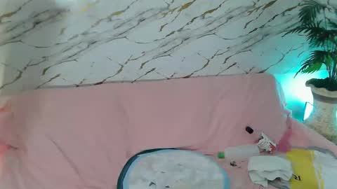 Snapshot of ticklish_pinayclit chatting on March 25, 2026, 2:06 am VictoriaSEPARATED FOR 15YEARS online show from March 25, 2026, 2:06 am