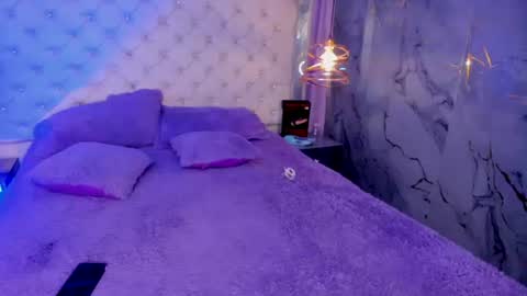 Tifanny y Vale online show from July 6, 2026, 3:03 pm
