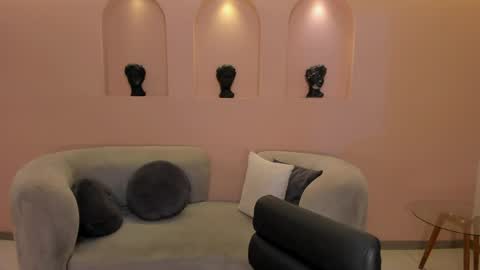 Tiffanny Sins online show from March 22, 2026, 4:54 pm