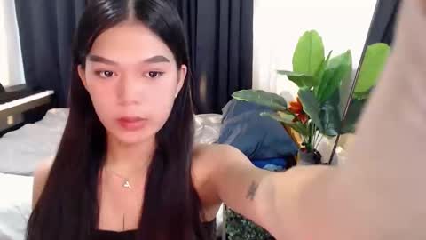 tiffany_amberx online show from April 7, 2026, 5:24 pm