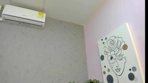 tiffany_mendez online show from February 16, 2026, 12:01 pm