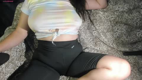 Snapshot of tiffany_teressa chatting on May 2, 2026, 2:44 pm tiffany theressa online show from May 2, 2026, 2:44 pm