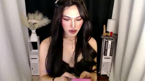 tiffany online show from November 22, 2025, 6:29 pm