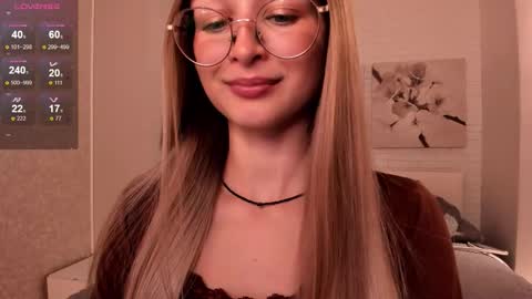 Snapshot of tiffanyhunt chatting on September 18, 2025, 1:57 pm Tiffany online show from September 18, 2025, 1:57 pm