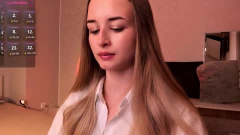 Snapshot of tiffanyhunt chatting on October 27, 2025, 1:15 pm Tiffany online show from October 27, 2025, 1:15 pm