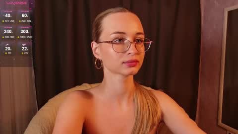 Snapshot of tiffanyhunt chatting on February 18, 2026, 3:08 pm Tiffany online show from February 18, 2026, 3:08 pm