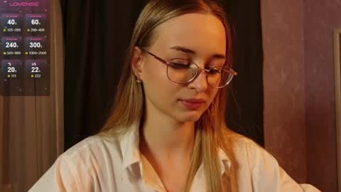 Snapshot of tiffanyhunt chatting on April 3, 2026, 3:10 pm Tiffany online show from April 3, 2026, 3:10 pm