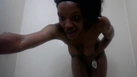 Snapshot of tiffanyslim274 chatting on February 15, 2025, 9:15 pm tiffanyslim274 online show from February 15, 2025, 9:15 pm