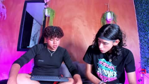 tiffanyy_deluxe online show from March 31, 2026, 5:02 pm