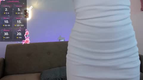Snapshot of tifi_tifi chatting on January 18, 2026, 11:52 pm Tifany online show from January 18, 2026, 11:52 pm