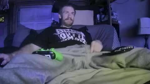 Snapshot of tiggity19 chatting on January 15, 2026, 8:19 am Tiggity23 come stroke my 9 cock with ne online show from January 15, 2026, 8:19 am