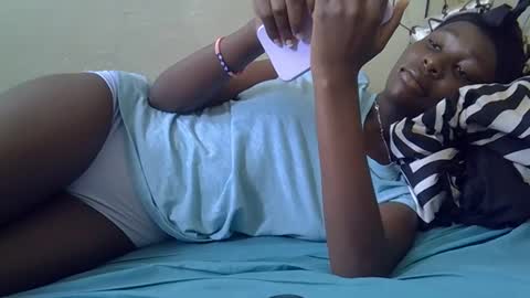 Snapshot of tight_pussie chatting on March 31, 2026, 8:59 am tight_pussie online show from March 31, 2026, 8:59 am