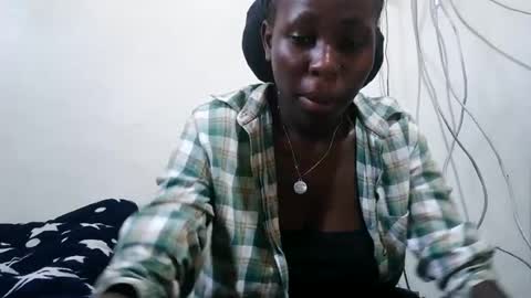Snapshot of tight_pussie chatting on July 5, 2026, 5:47 am tight_pussie online show from July 5, 2026, 5:47 am
