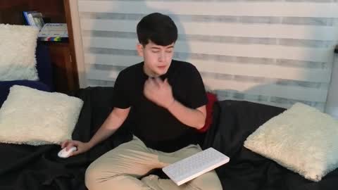 Camilo online show from March 15, 2026, 3:23 am