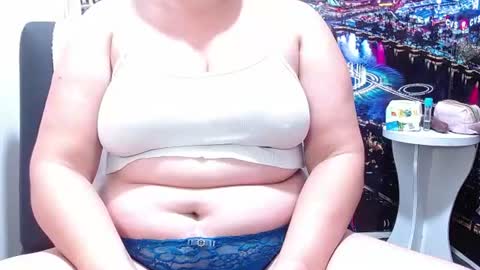 Snapshot of tila_nastyy chatting on July 15, 2026, 12:49 am Tila online show from July 15, 2026, 12:49 am