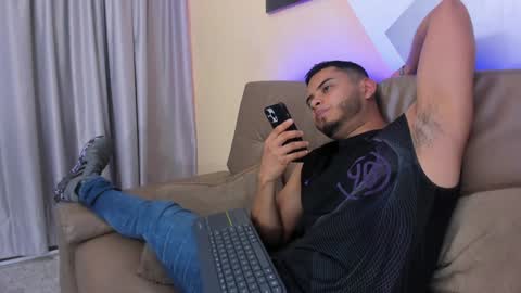 Snapshot of tiler_price chatting on January 29, 2025, 8:04 pm Tyler online show from January 29, 2025, 8:04 pm