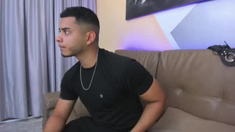 Snapshot of tiler_price chatting on February 25, 2025, 7:36 pm Tyler online show from February 25, 2025, 7:36 pm