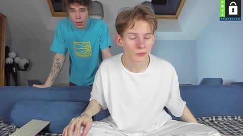 Snapshot of tim_milll chatting on January 19, 2025, 5:26 am Tim online show from January 19, 2025, 5:26 am