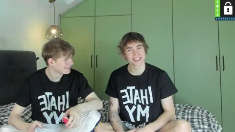 Snapshot of tim_milll chatting on January 25, 2025, 7:28 am Tim online show from January 25, 2025, 7:28 am