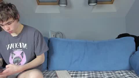 Snapshot of tim_milll chatting on February 2, 2025, 5:42 am Tim online show from February 2, 2025, 5:42 am