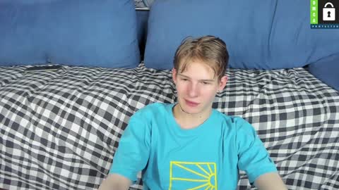 Snapshot of tim_milll chatting on February 6, 2025, 6:35 pm Tim online show from February 6, 2025, 6:35 pm