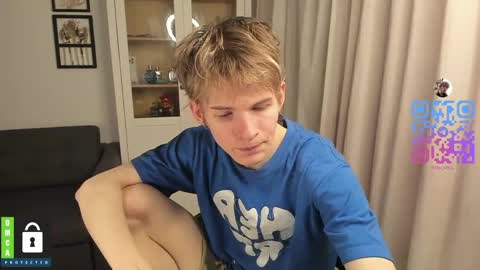 Snapshot of tim_milll chatting on May 11, 2026, 10:07 pm Tim online show from May 11, 2026, 10:07 pm