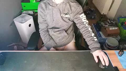 Hot timann online show from December 26, 2024, 6:19 am